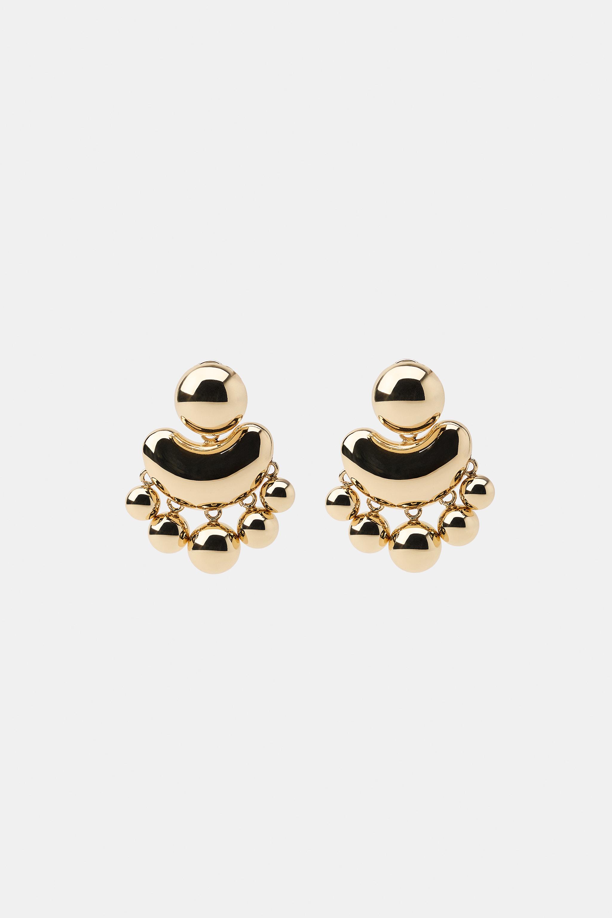 METAL EARRINGS WITH EMBOSSED PIECES